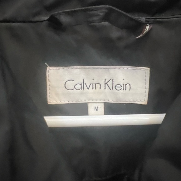 Calvin Klein Puffer Jacket - Picture 2 of 6